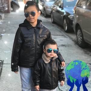 Meet your Posher, Leticia